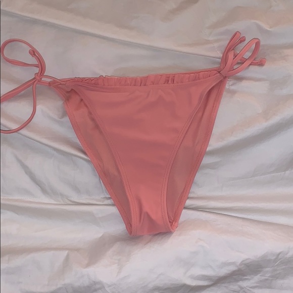 bikini bottoms - Picture 1 of 2
